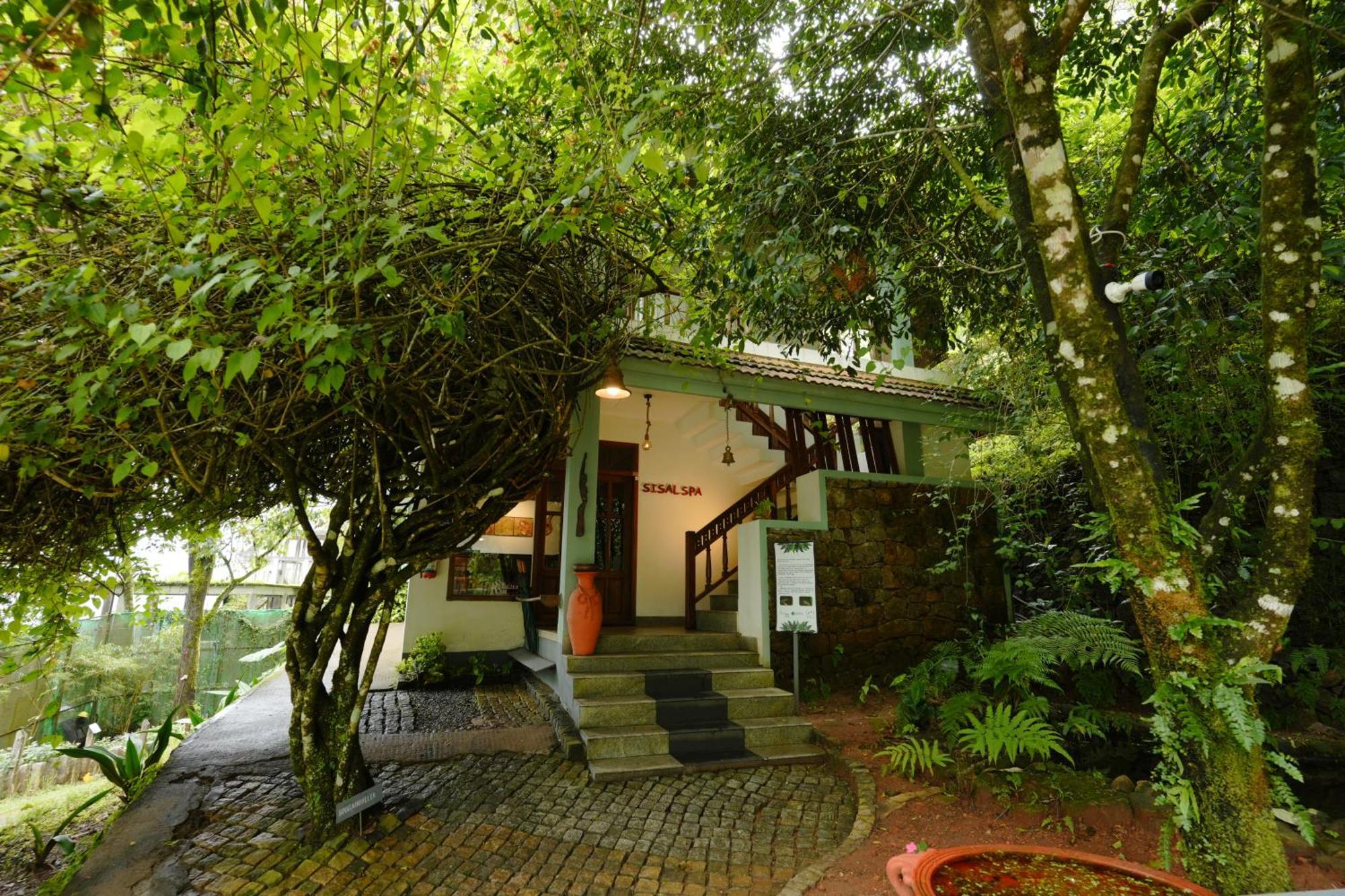 Blackberry Hills Munnar Nature Resort & Spa Exterior foto